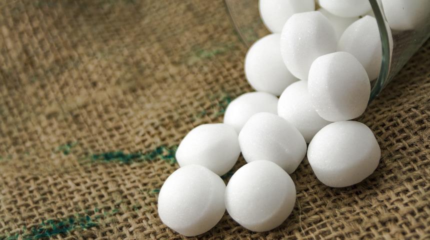 Naftalin nedir, ne işe yarar? Naftalin nasıl kullanılır ve nerede satılır?