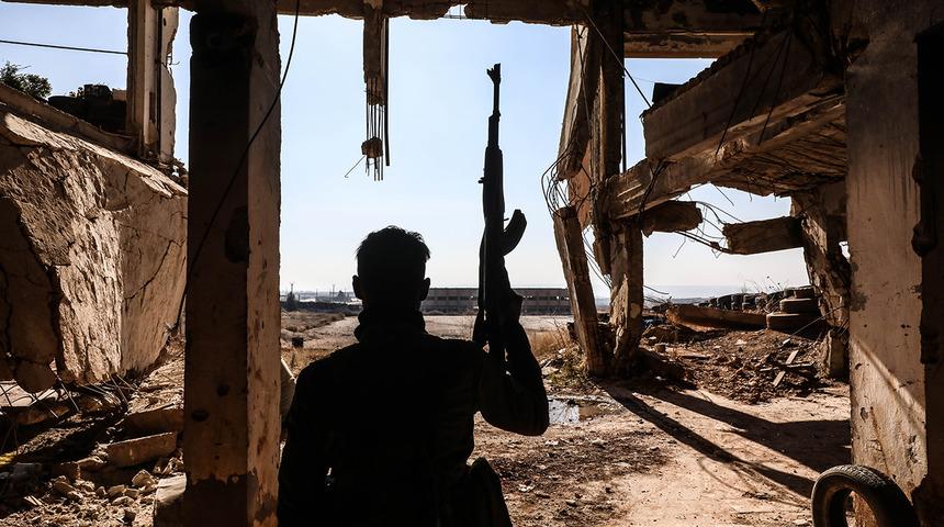 Son dakika | Suriye’de savaş yeniden başladı! Muhalifler Halep’e girdi! İlk görüntüler geldi, Serakip'i ele geçirdiler