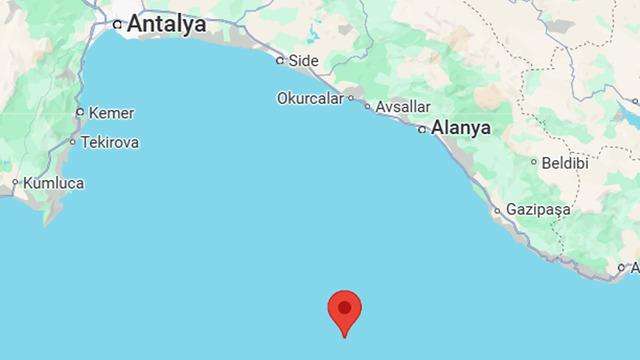 AFAD duyurdu: Antalya'da 4.8 büyüklüğünde deprem! Belediye Başkanı ve Valilikten peş peşe açıklamalar