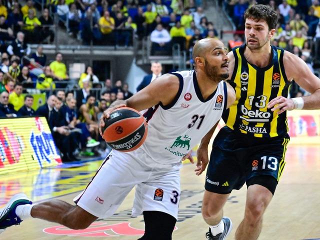 Fenerbahçe Beko evinde boyun eğdi!