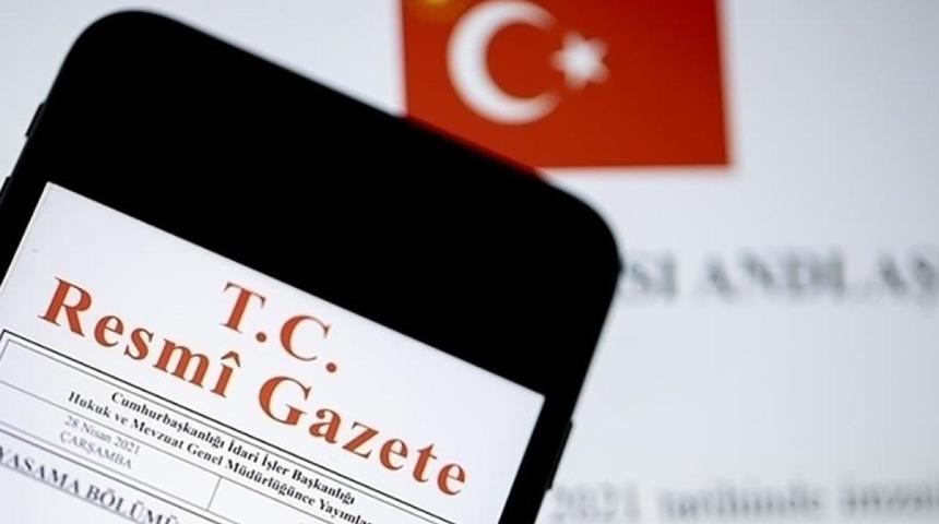 Resmi Gazete'de yayımlandı! Yetkisiz çakar kullanan ve ruhsatsız silah taşıyanlar yandı