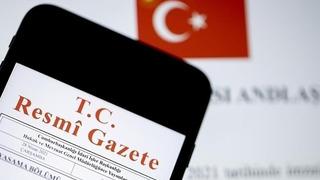 Resmi Gazete'de yayımlandı! Yetkisiz çakar kullanan ve ruhsatsız silah taşıyanlar yandı