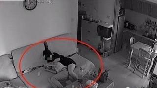 Evin güvenlik kamerasını kontrol edince karşılaştığı manzaraya inanamadı! Görüntüler ortalığı fena karıştırdı