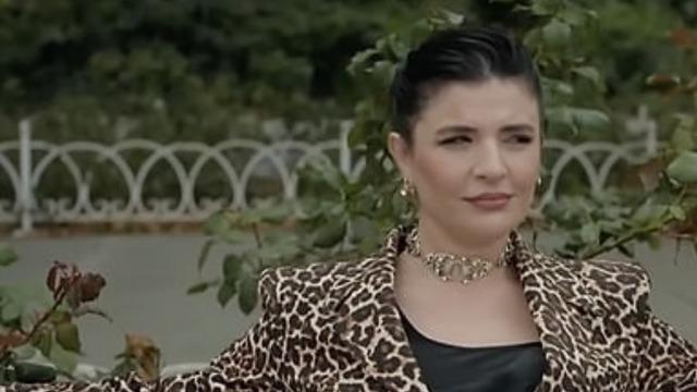 Ünlü oyuncudan beklenmedik hareket! Gonca Vuslateri Cemre Baysel fanlarını kızdırdı! Paylaştığı video tepki çekti...