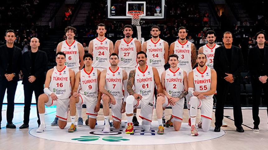 FIBA dünya sıralamasında 12 Dev Adam’ın yeri değişmedi