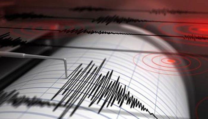 Endonezya'da 5,3 büyüklüğünde deprem