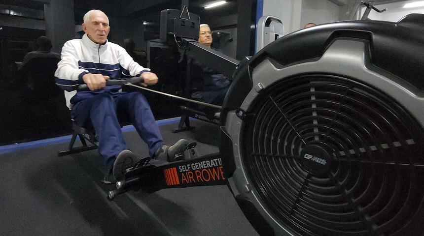 Muhtarlardan yeni imaj çalışması! "Yaşlı ve göbekli" görünümle benimsendiklerini düşünen muhtarlar spora başladı