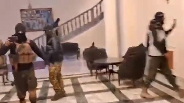 Halep'ten ses getiren görüntü! Muhalifler Esad'ın evine girdi