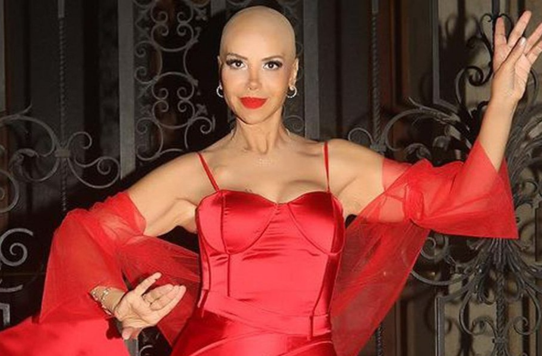 Kanserle m&uuml;cadele eden Tanyeli hastane odasından ilk kez anlattı: 'Bakımsızlıktan yakalandım...' MasterChef j&uuml;risi ziyaret etti! 