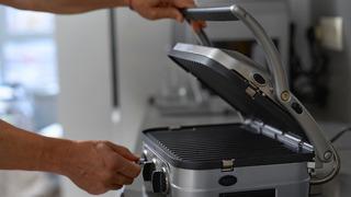 Tost makinesi nasıl temizlenir? Tost makinesi temizliği nasıl yapılır? En iyi tost makinesi temizleme yöntemleri