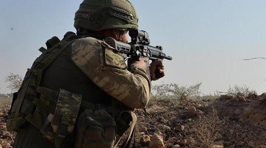 Acı haberi MSB duyurdu: Teröristlerin taciz ateşinde yaralanan bir askerimiz şehit oldu