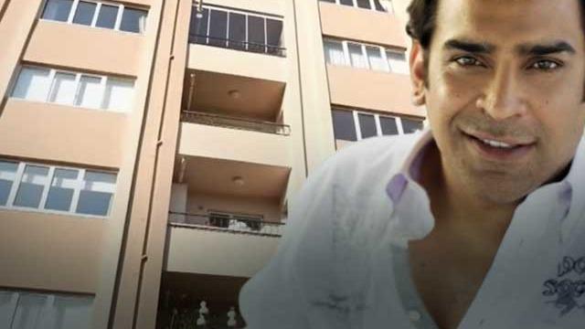 90’lara damga vurmuştu! Şarkıcı Ege 2+1 evinin kapılarını açtı! Sosyal medya onu konuştu! 'Sade, mütevazı ve gösterişten uzak...'