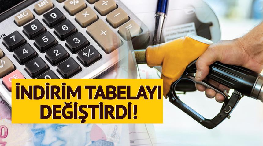 Akaryakıt fiyatları değişti! Gece tabelalara yansıdı... Deposu boş olanlar dikkat, indirim geldi (4 Aralık benzin fiyatları)