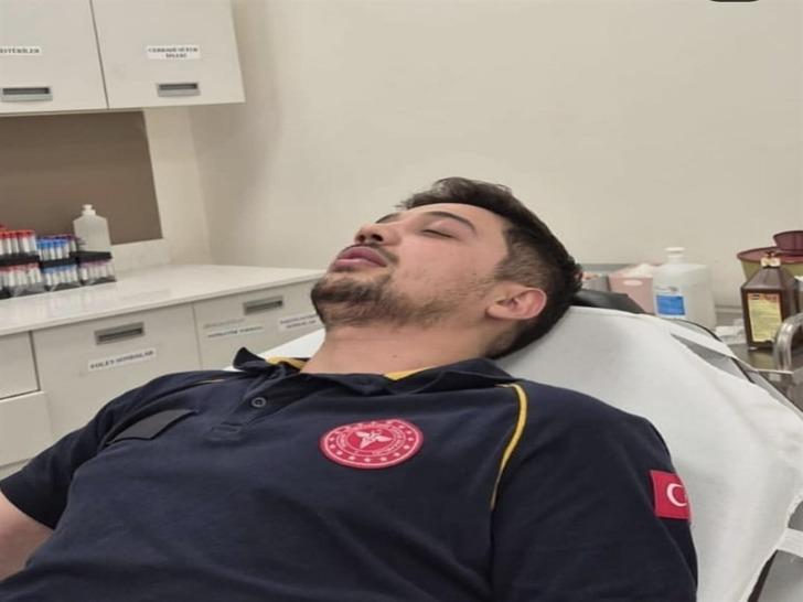 Bursa'da ambulans sürücüsüne dehşet anları! Baba ve oğlu, sağlık çalışanının boğazını sıkıp darp etmişti... İkisi de serbest bırakıldı  G5