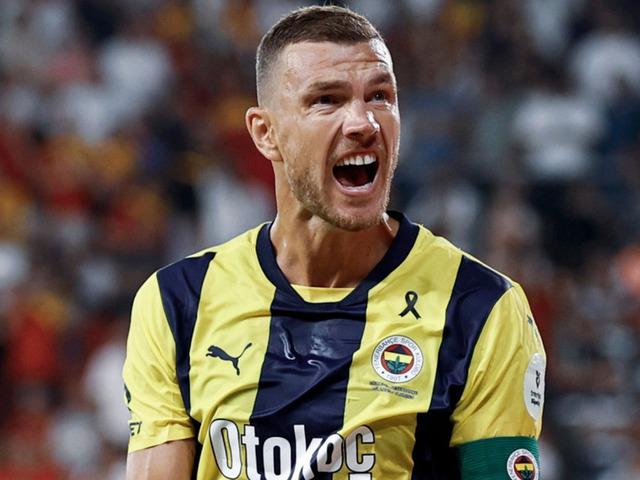 Fenerbahçe'de Edin Dzeko'ya baş döndüren teklif! 1 saniye bile düşünmeden...