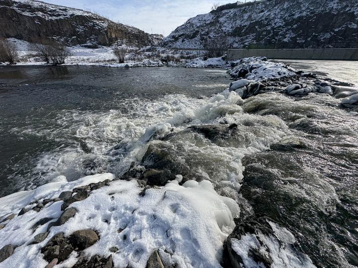 Ülke adeta buzul devrine döndü! O şehirler kelimenin tam anlamıyla dondu kaldı... G3