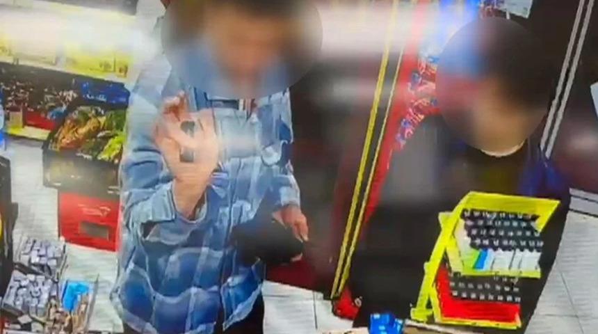 Yer: Esenyurt! Cinsel istismar şüphelisinin alıkoyup vurduğu çocuk öldü