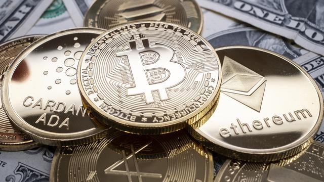 Bitcoin, ilk kez 100 bin dolar sınırını aştı!