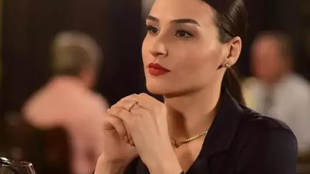 Atakan Özkaya ve Asena Girişken ayrıldı mı? Takipten çıkınca gündem oldu