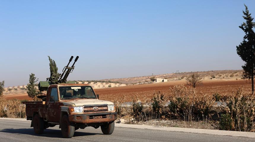 Suriye'de harita yine değişti! Rejim: "Hama'yı kaybettik, kent dışında mevzilendik"