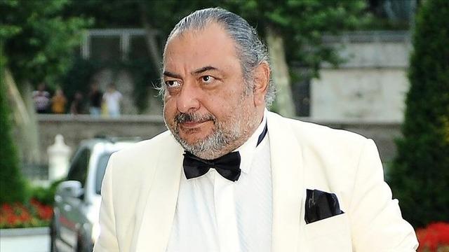 İki kez entübe edilmişti! Reha Muhtar son halini yayınladı! Masadaki çanta dikkat çekti 