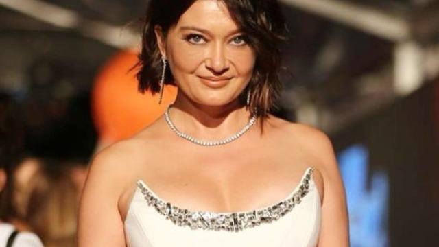 Kilolarıyla başı dertte! Nurgül Yeşilçay Suudi Arabistan'daki festivale damga vurdu