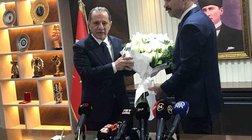 İstanbul Emniyet Müdürlüğünde görev değişimi: Selami Yıldız göreve başladı