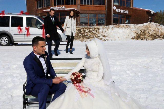 Ergan Dağı kış düğünlerinin vazgeçilmezi oldu