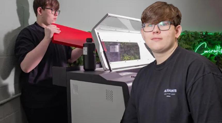 Her şey annesinin aldığı yılbaşı hediyesiyle başladı! 17 yaşındaki çocuğun aylık kazancı 19 bin dolar (660 bin TL): "Siparişlere yetişemiyorum"