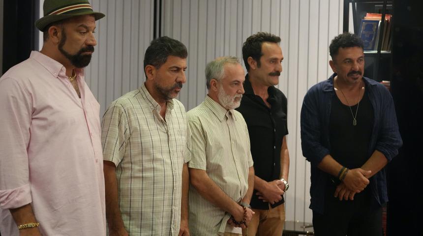 'Çakallarla Dans 7' filminin başarısını yönetmeni Murat Şeker açıkladı! "Serinin en büyük sırrı..."