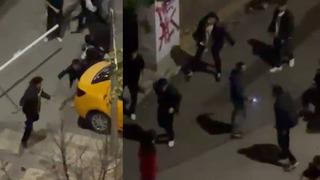 Adana'da iki grup arasındaki 'elektroşok' ve kemerli kavga kamera kayıtlarına yansıdı!