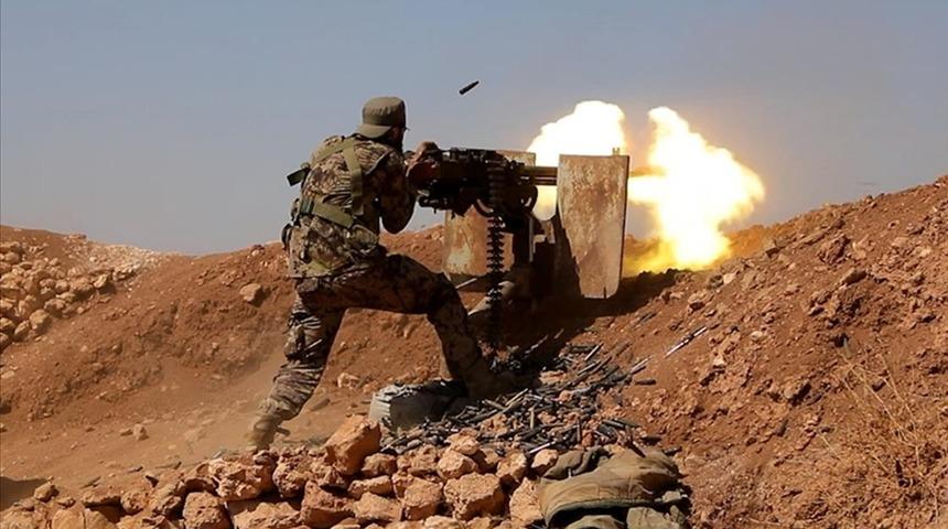 Şam'dan sonra Deyrizor: Suriye'de muhalifler terör örgütünün kontrolündeki kentin merkezine giriyor