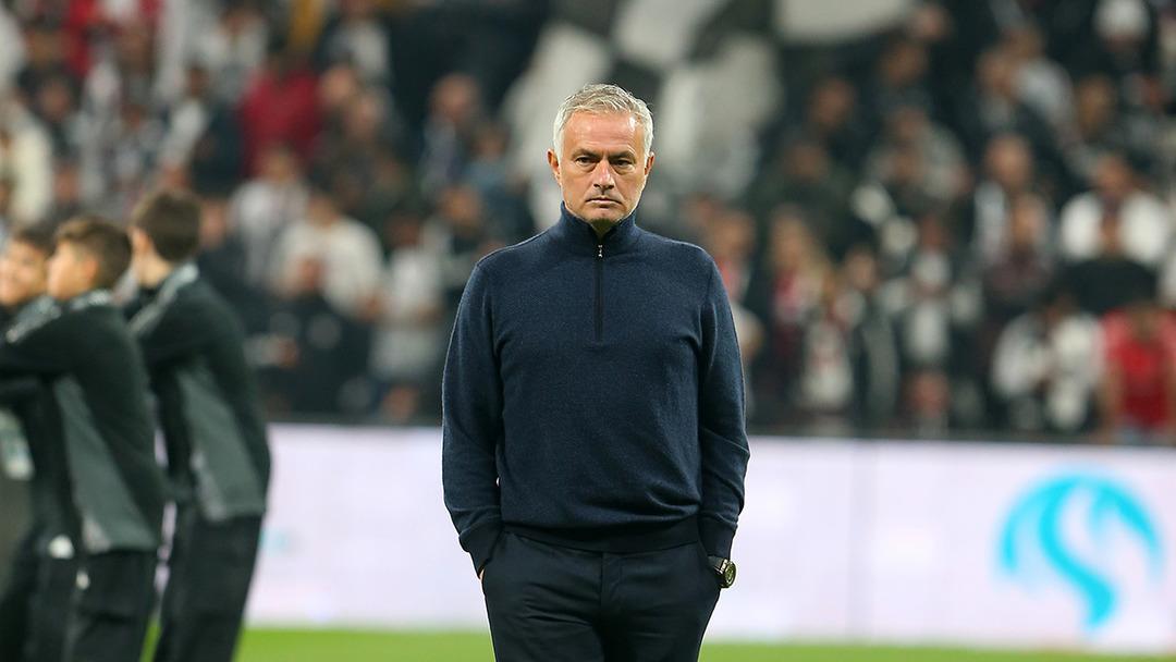 Fenerbahçe'nin Beşiktaş'a mağlup olduğu derbinin ardından Avrupa Mourinho'yu konuşuyor! "Hayal kırıklığı" 19283757-1200xauto