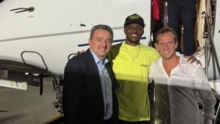 Victor Osimhen Galatasaraylı yöneticilerle görüştü! Resti çekti...