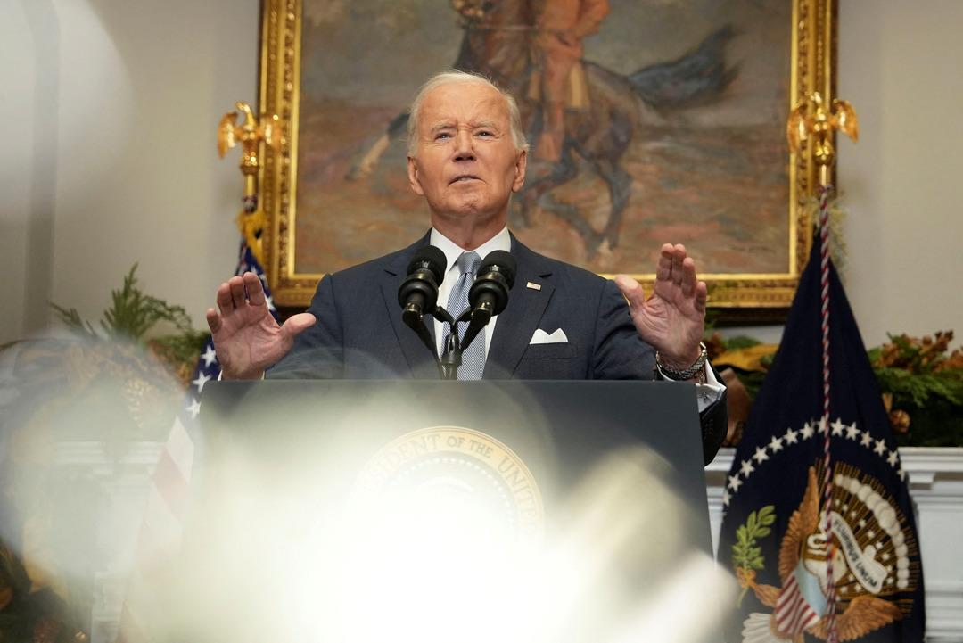 2024-12-08T185754Z_724487330_RC26LBA7IZ1H_RTRMADP_3_USA-BIDEN