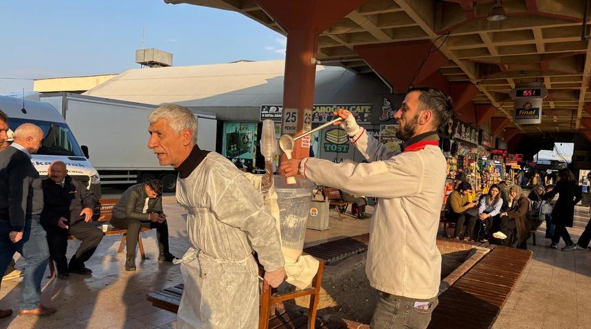 Zabıta tezgahını kaldırılmıştı! 'Yılancı Osman'ın yeni yöntemi şaşkına çeviriyor