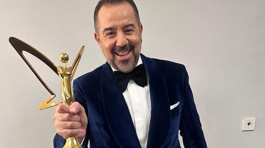 Ata Demirer Pantene Altın Kelebek'te verdiği kilolarla dikkat çekti! Nasıl zayıfladı?