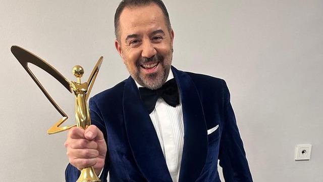 Ata Demirer Pantene Altın Kelebek'te verdiği kilolarla dikkat çekti! Nasıl zayıfladı?