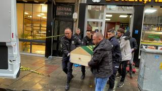 Yasak aşk vahşeti! Eşini börekçide başka bir erkekle otururken gördü: Birinin boğazını kesti, diğerini ağır yaraladı