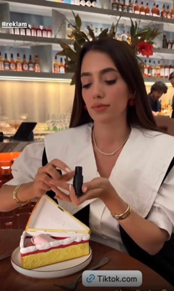 Rachel Araz'ın yeni çantası hayrete düşürdü! İçini açıp gösterdi fiyatı ise dudak uçuklattı!  G1