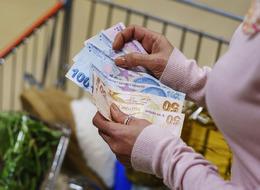 Bir değil iki zam! Asgari ücret belli olmadan yarışmaya başladılar 'Aceleci davrandılar'