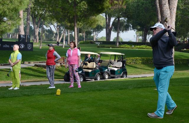 Nuri &Ouml;zaltın anısına golf turnuvası 1