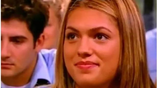 Hayat Bilgisi’nin Barbie Gamze’si İpek Erdem son haliyle gündemde! Altın Kelebek’e damga vurdu