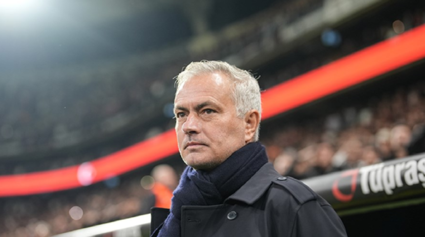 Jose Mourinho'dan ilginç ve iddialı derbi açıklaması! "Beşiktaş ile 10 defa oynasak..."