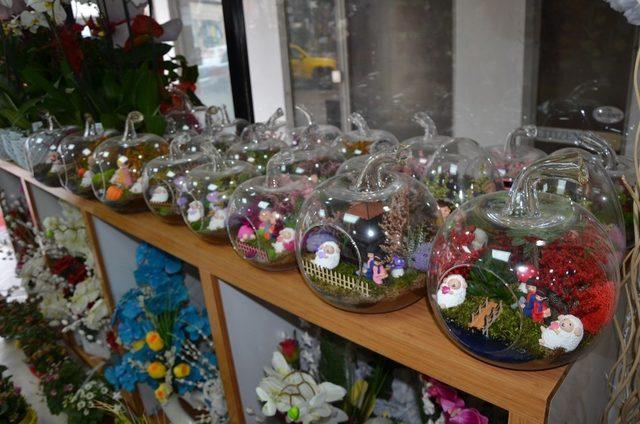 &Ccedil;i&ccedil;ek&ccedil;iler 14 Şubat&rsquo;a hazırlanıyor 1