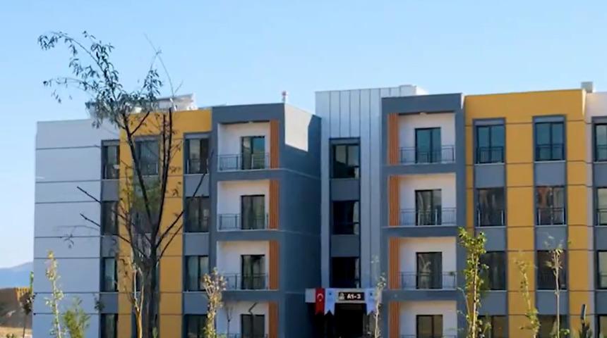 Deprem bölgesinin 2. büyük şantiyesi! Bakan Kurum: '7/24 işçilerimiz, iş makinelerimiz durmuyor'