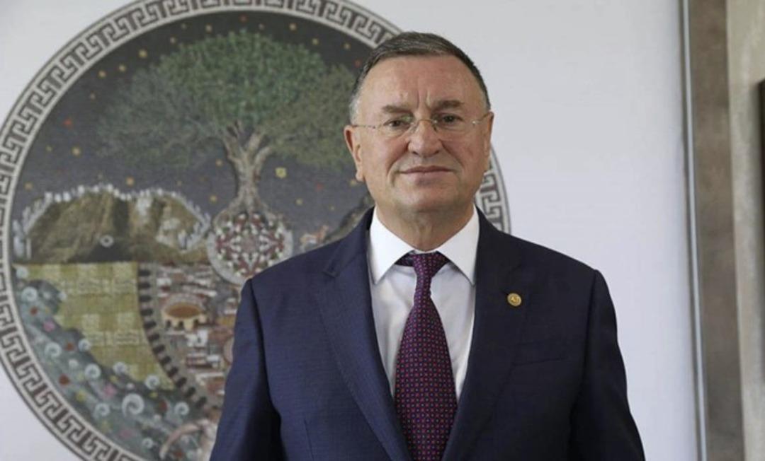 Adaylık tartışmasıyla uzun süre gündem olan Lütfü Savaş CHP'den ihraç edildi