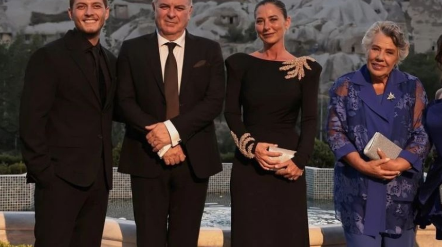 Sette kavga çıkmıştı! Siyah Kalp dizisinde beklenmeyen ayrılık! 