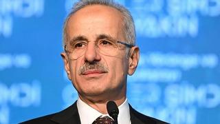 Sosyal medyaya yasal düzenleme sinyali! Bakan Uraloğlu: 'Artık zorunlu hale geldi'