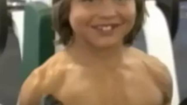 Bir zamanlar dünyanın en güçlü çocuğuydu! Ona herkes 'Küçük Herkül' diyordu... 24 yıl sonra gören tanıyamadı